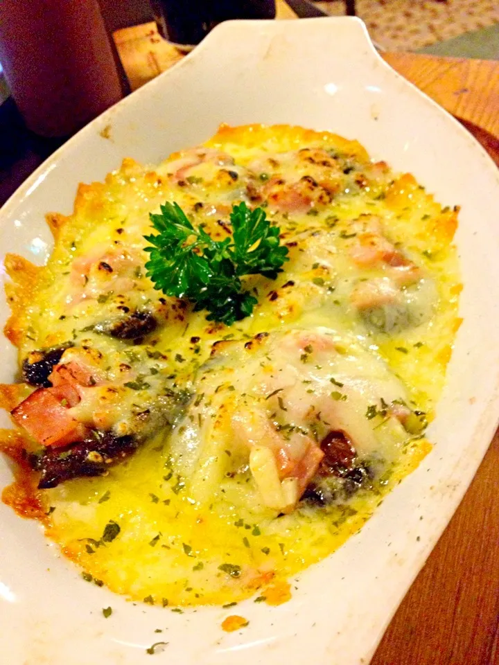 Baked mushroom with ham and cheese|prissyさん