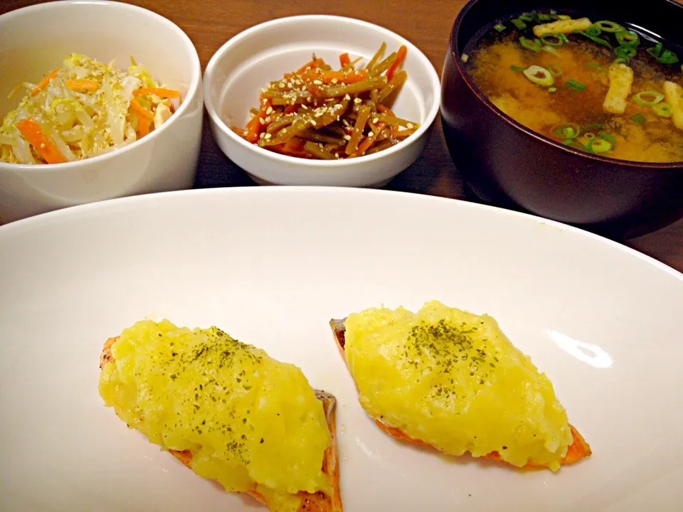 鮭のポテマヨと白菜とササミのサラダ|あやかさん