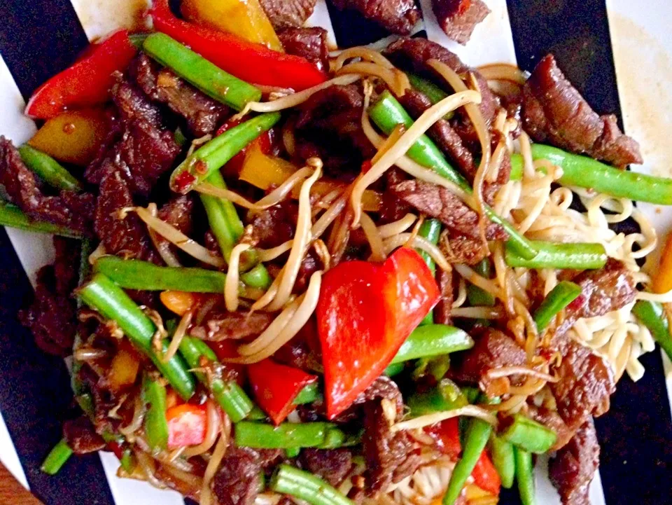 Bami and Beef with Soy sauce|sompinglingjaさん