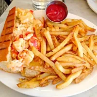 Lobster Roll with hot butter|Sonoka Ishikawaさん