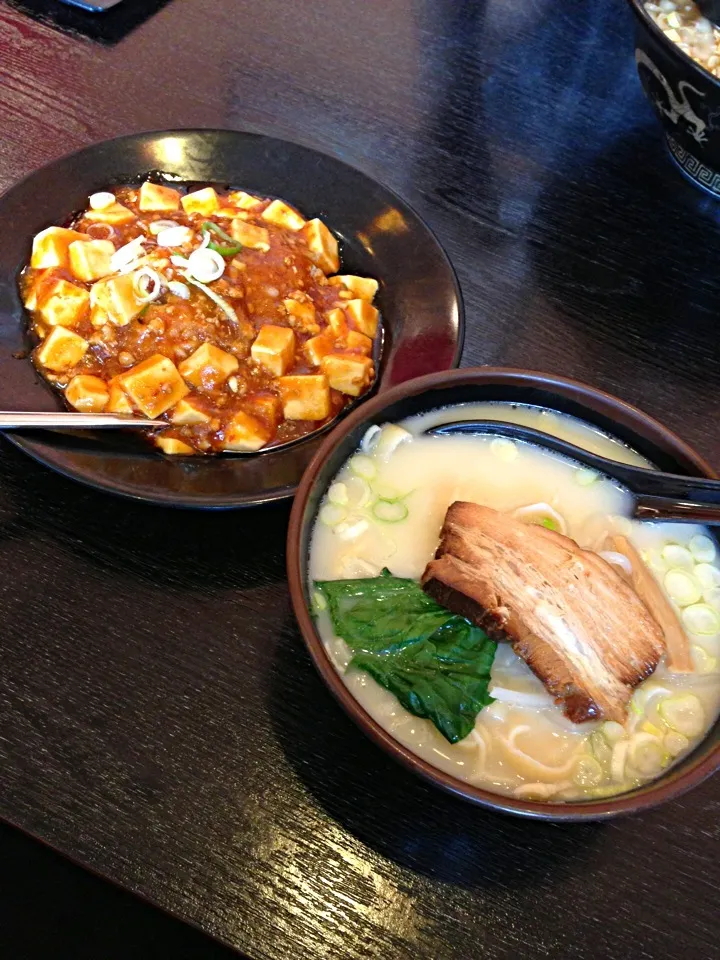 豚骨刀削麺と麻婆豆腐|りなさん