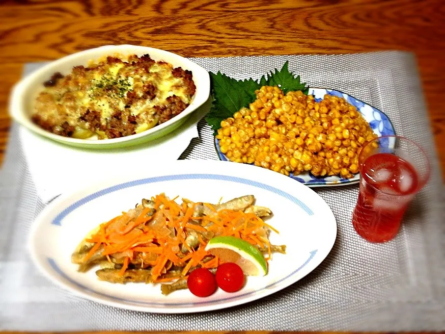 ポテトとミンチのグラタン・トウモロコシのかき揚げ・ワカサギのエスカベッシュ|美也子さん