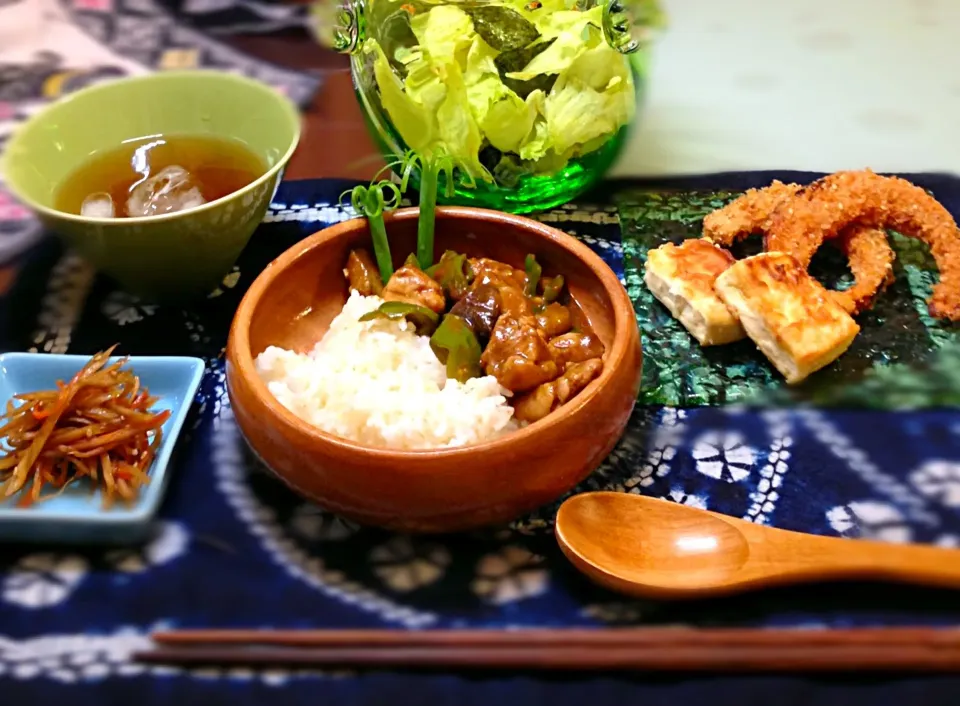 カレーの壺でナスとチキンのスリランカカレーの夕食👳|カオサンさん