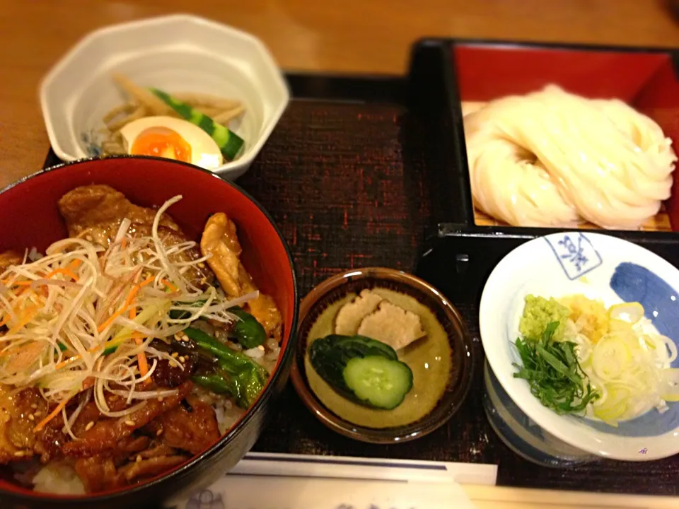 Snapdishの料理写真:稲庭うどん|chikuni kazuyoshiさん