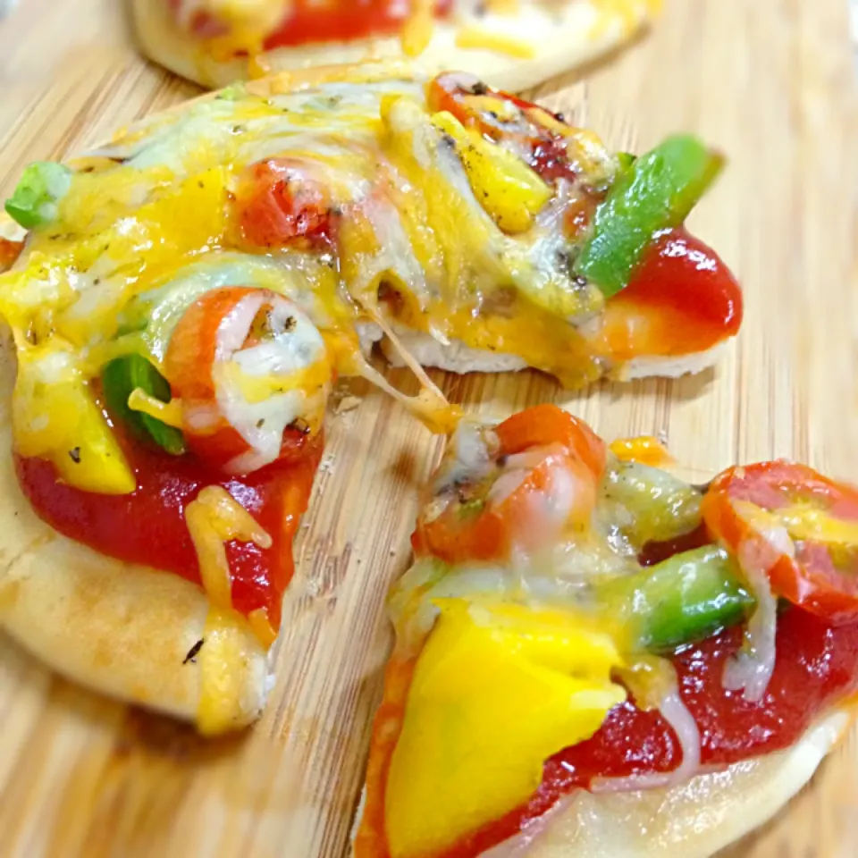 Mini Pita bread pizza|Sweetaddictsさん