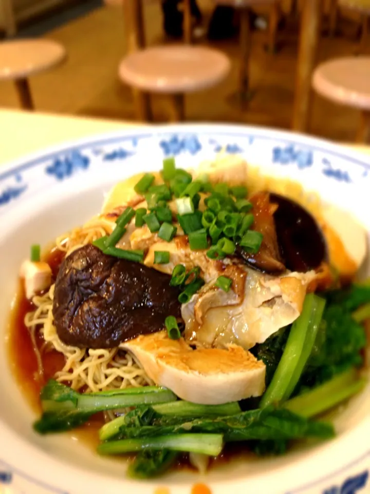 Soy sauce chicken noodle|Yokoさん