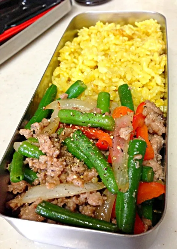 Stir fried minced with veggie|Kob Sathapornさん