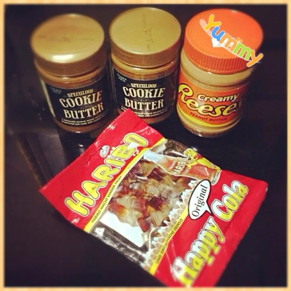 Speculoos Cookie Butter, Creamy Reeses & Haribo Happy Cola!|iamfem05さん