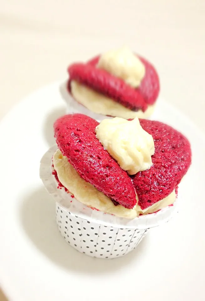 Red velvet cupcake|sharon teoさん