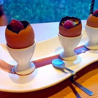 Creme Brulle in an Egg shell|Devina Irawanさん