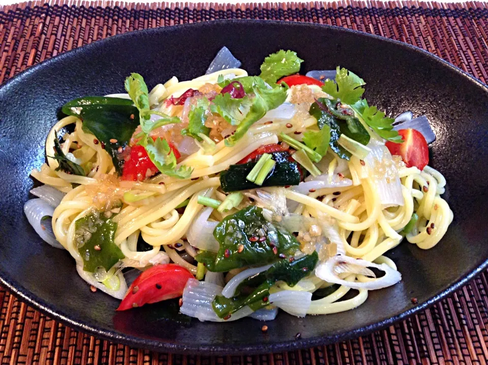 Snapdishの料理写真:海草と屋久島タンカン麺のサラダランチ|nonnoさん