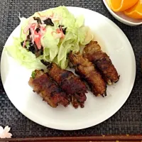 Snapdishの料理写真:マイタケとエノキの梅豚肉ロール 蒸しキャベツのあんかけ|Michiyo  Ikedaさん