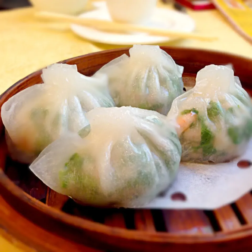 Prawn dumplings 海老菜餃🍤🌱|PeonyYanさん