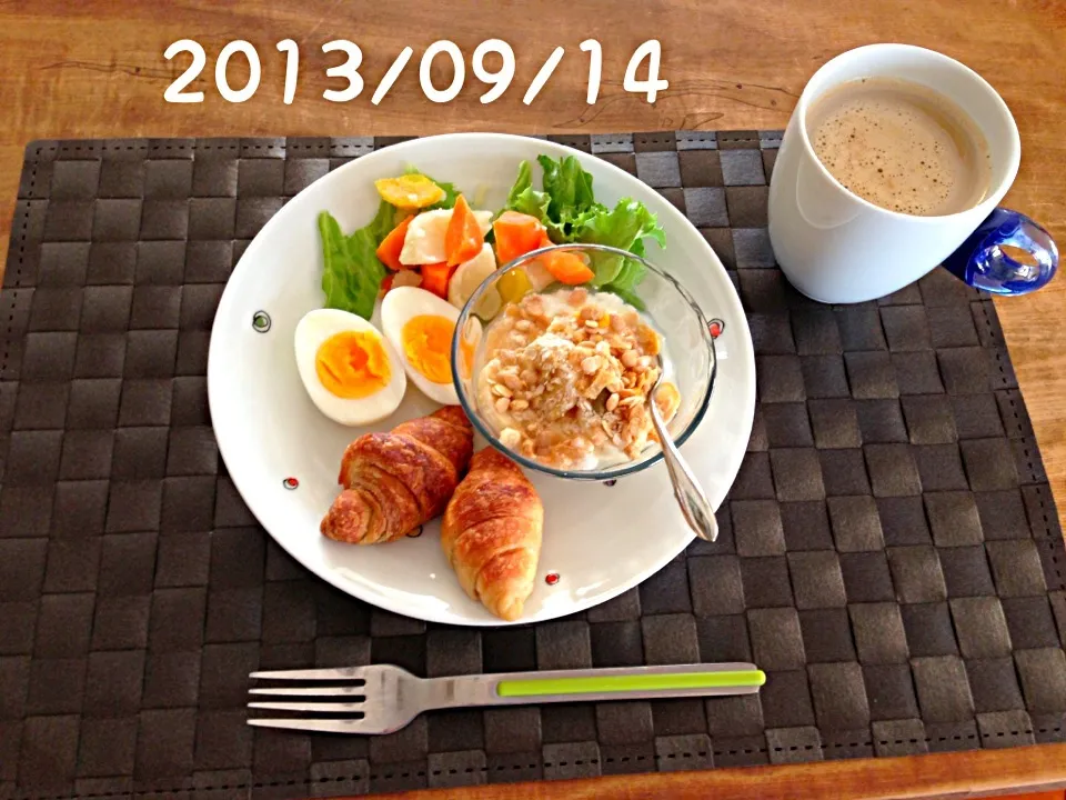 Snapdishの料理写真:朝ごはん  2013・9・14|ローゼルさん