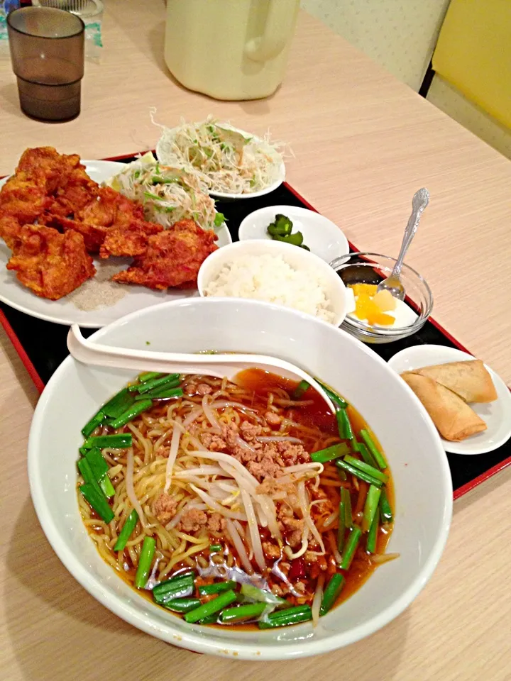 台湾ラーメン唐揚げ定食|JUNJUNさん