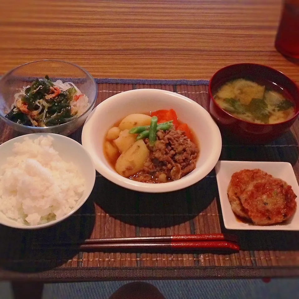 肉じゃが、蓮根のモチモチ焼き、春雨とワカメの酢の物|はるさん