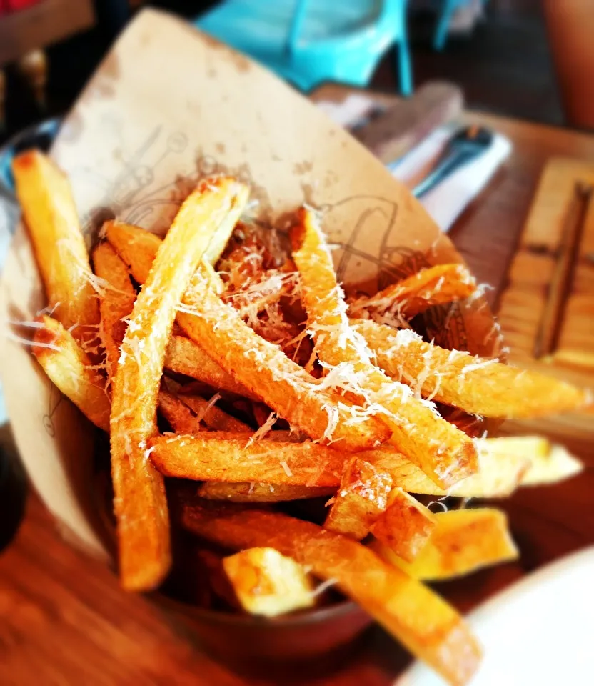 Truffle chips@Jaime's Italian|coxiella24さん