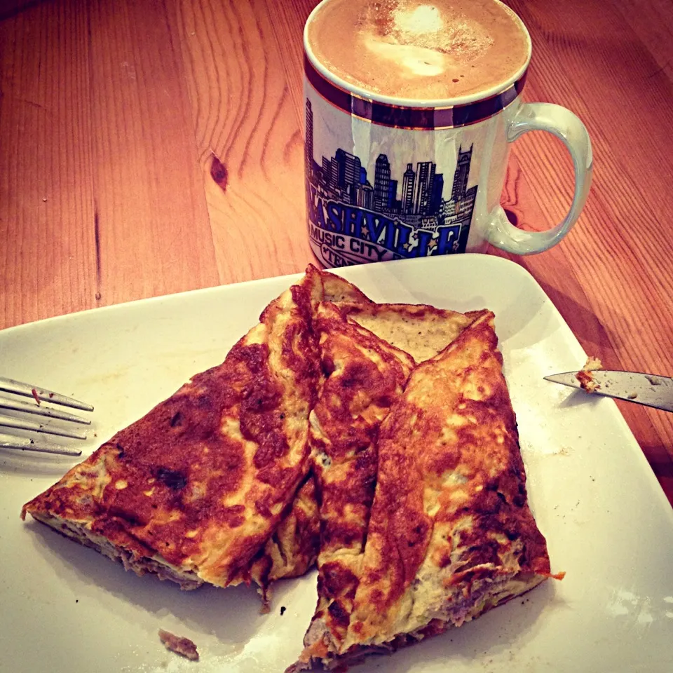 Steak omelette n cappuccino|@namamotoさん