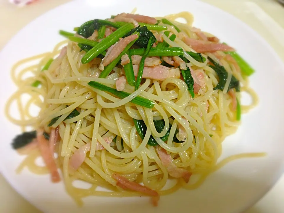 ほうれん草とベーコンのパスタ|あやかさん