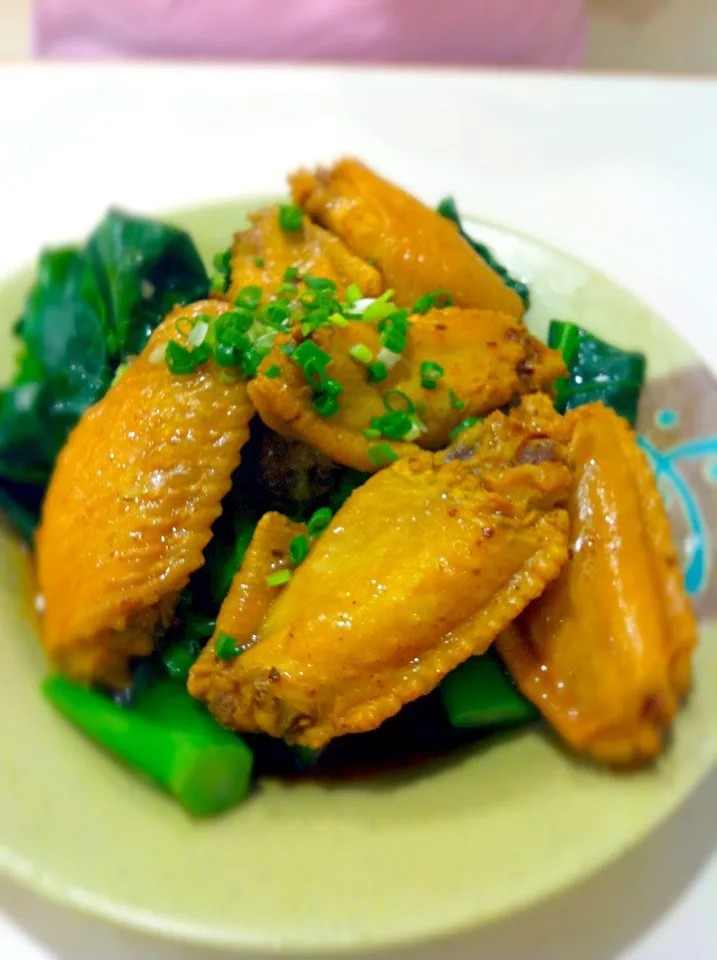 Curry chicken wing with kale|Mak Toniさん