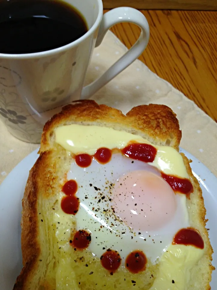 目玉焼きトースト|ゆりっちょんさん