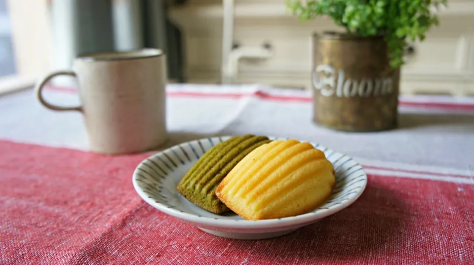 日日食堂之午茶 Madeleine Cake(マドレーヌ)-オリジナルと抹茶、Betjeman&Barton 期間限定 Rooibush Cranberry Acerola ルイボスティー クランベリー アセロラ紅茶|日日食堂さん