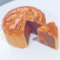 Snapdishの料理写真:Moon Cake from Starbucks|:)さん