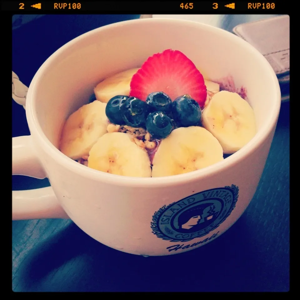 Snapdishの料理写真:Island Vintage Coffee "Acai bowl"|nhoさん