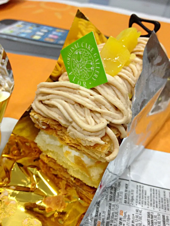 Snapdishの料理写真:Waguri Millefeuille (Chestnut Cream with Crisp Puff Pastry)|Yvonne Limさん