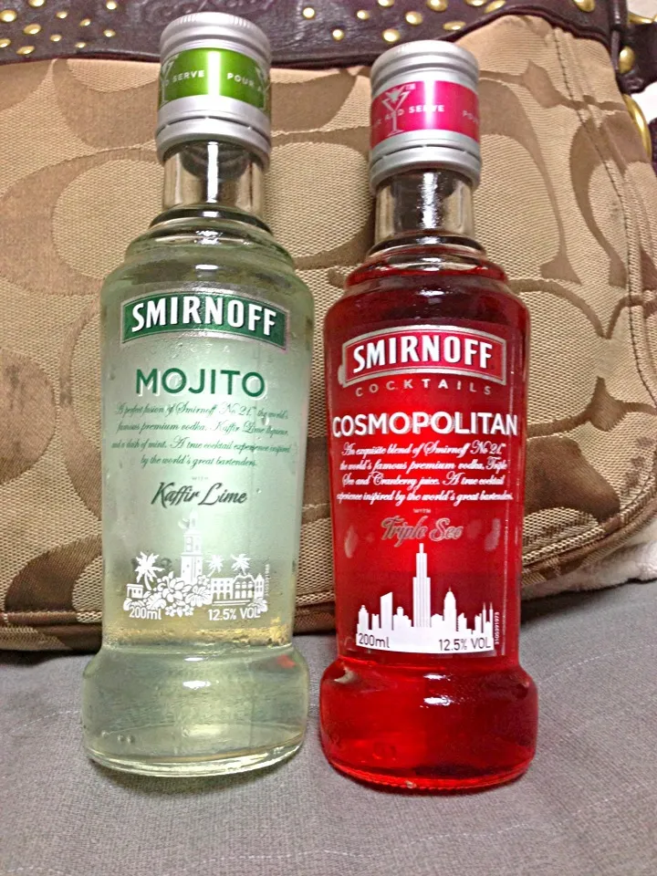 smirnoff mojito/cosmo|carla santiagoさん