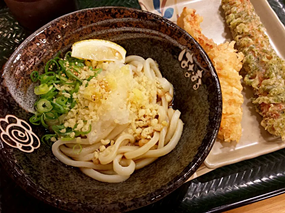 ぶっかけうどん イカ天、ちくわの磯辺あげ|かおりさん