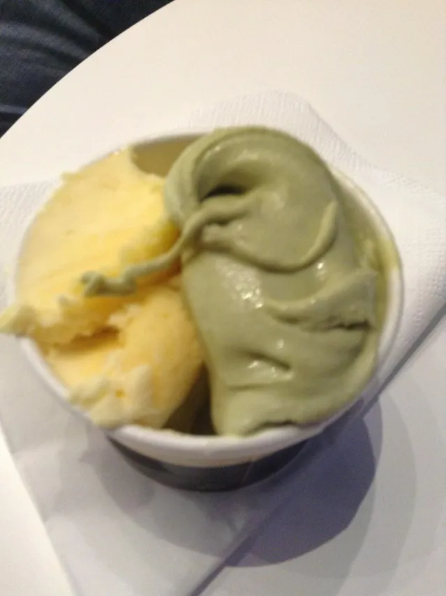 Pistacchio and mango ice cream|giacomo liさん