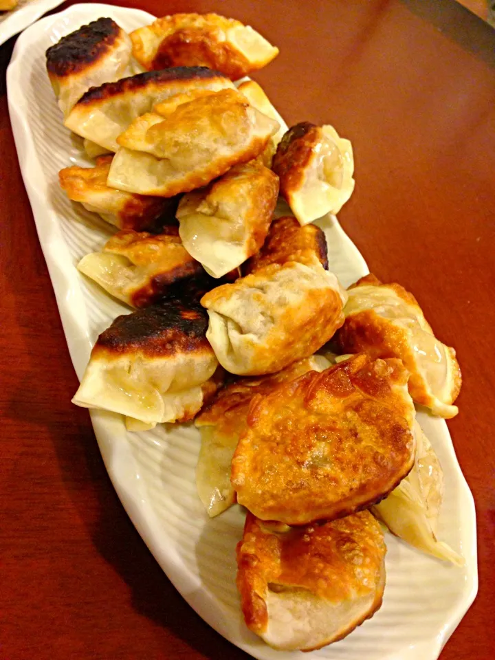 カレー風味豚肉の揚げ餃子|ひなさん