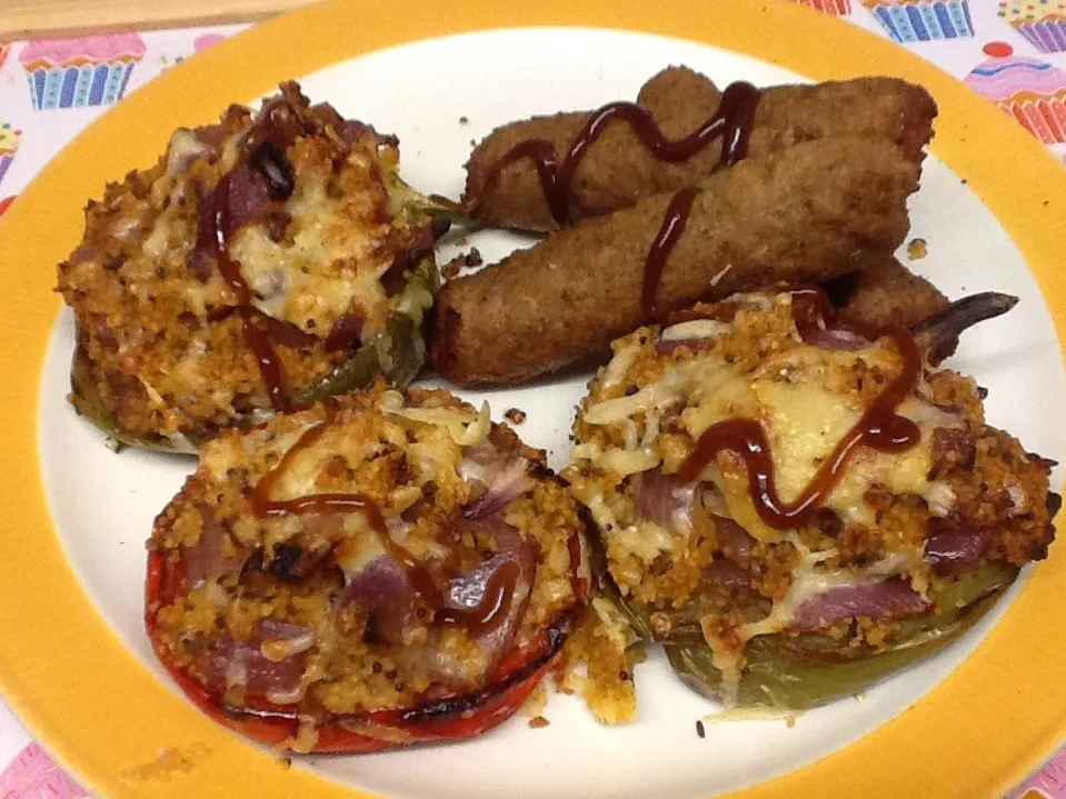 Cous cous stuffed peppers with veggie sausages|Alan (Fred) Pipesさん