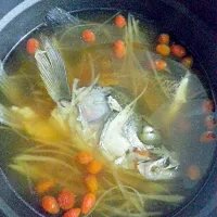 Snapdishの料理写真:鱸魚薑絲湯|舒芙樂さん