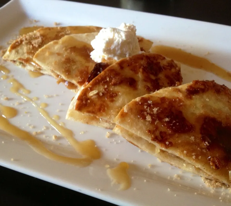 Caramel Apple Quesadilla|peggy waldonさん