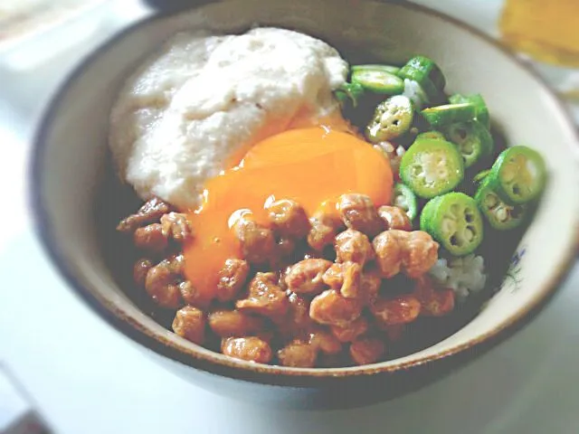 Snapdishの料理写真:ばくだん丼|ひでさん