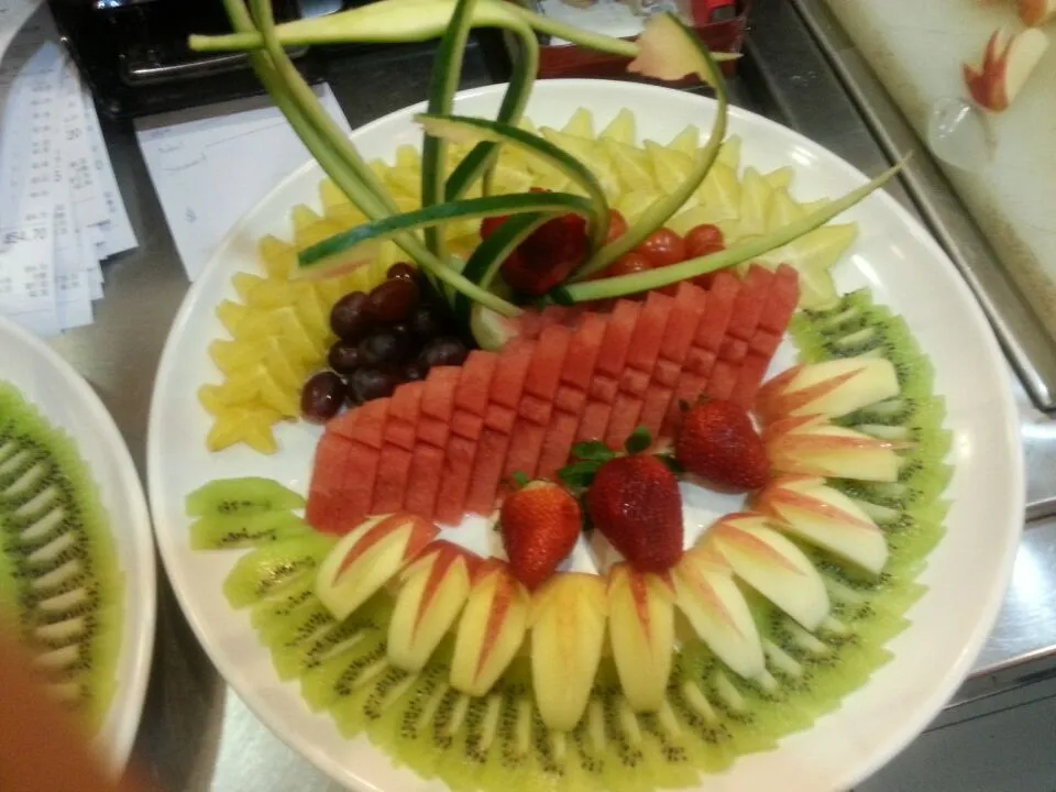 fresh fruit platter|Yap Guan Kiatさん