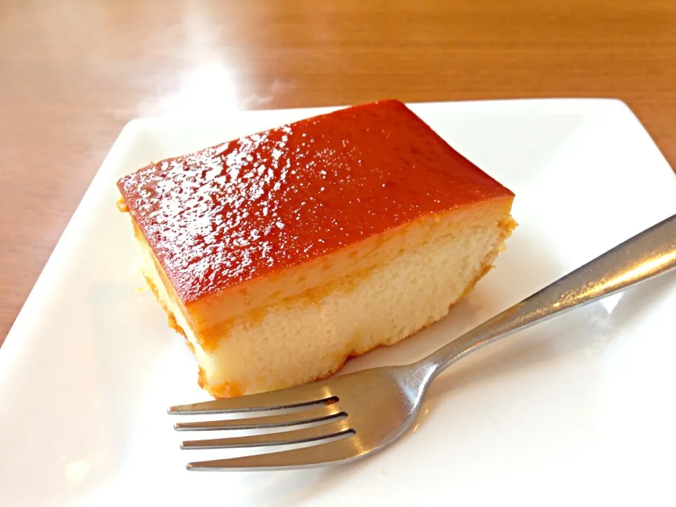 Sweety Custard cake|Nattharak Dilokpitthayarathさん