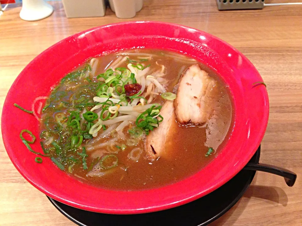 Snapdishの料理写真:小豆島ラーメン|junkoさん