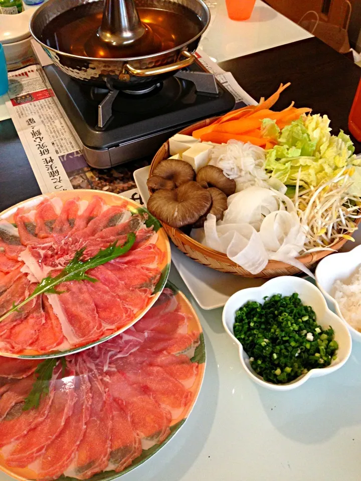 Snapdishの料理写真:しゃぶしゃぶ  (shabushabu)|sirakorn owadaさん