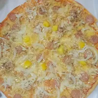 Snapdishの料理写真:chicken garlic pizza :)|PauLeNeさん