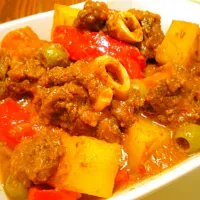 Spicy Beef Calderata (Stew)|carolyn turianoさん