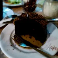 Chocolate Decadent Cake by Figaro|rhaznaeyさん