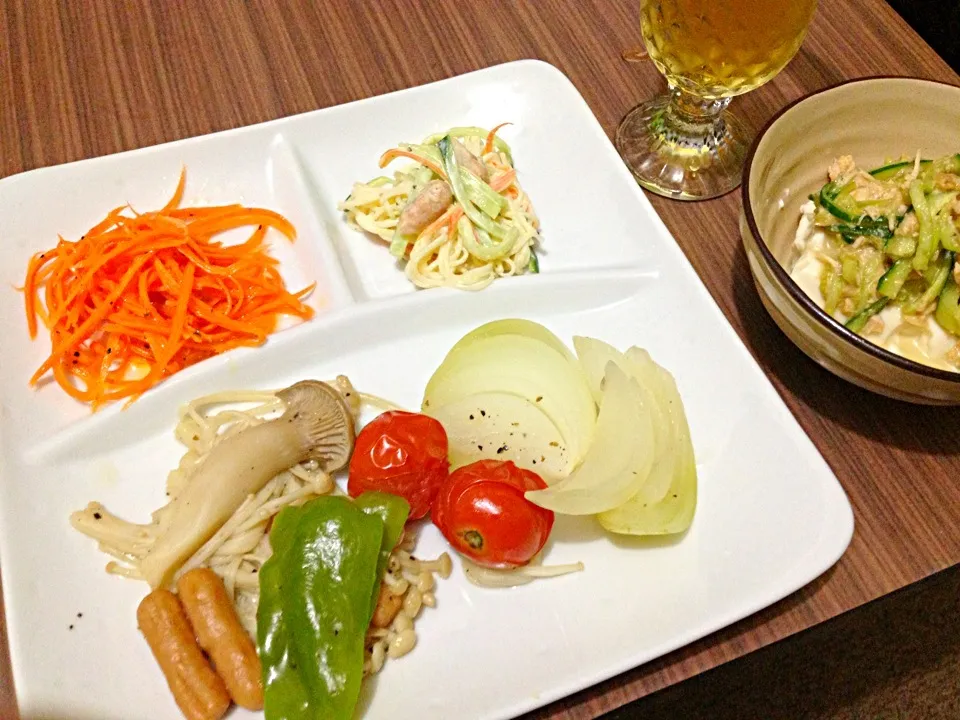 Healthy Dinner! Steamed veggies, marinated carrot, "Somen" salad|あやさん