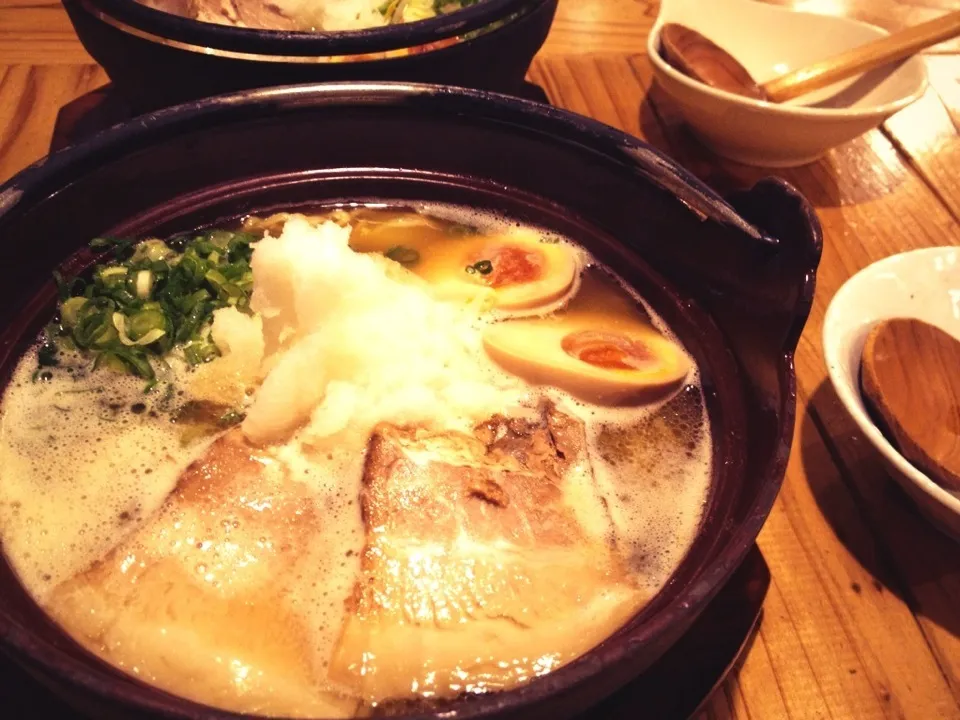 Snapdishの料理写真:鍋焼きラーメン♪|ちゃそさん