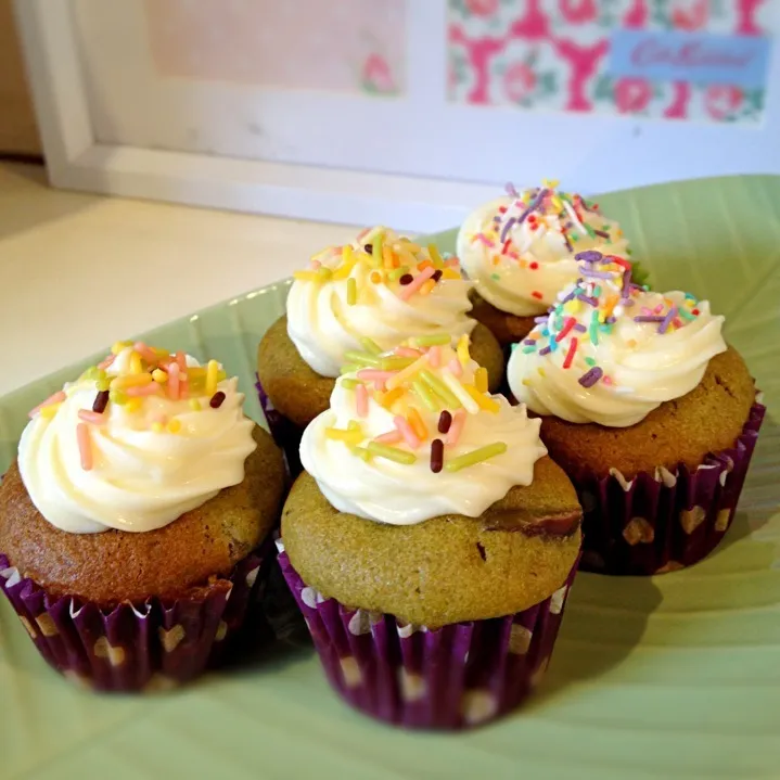 Mini green tea cupcake with cream cheese frosting|Chibiko's Kitchenさん