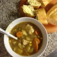 Chicken and vegetable soup|samantha doutchさん