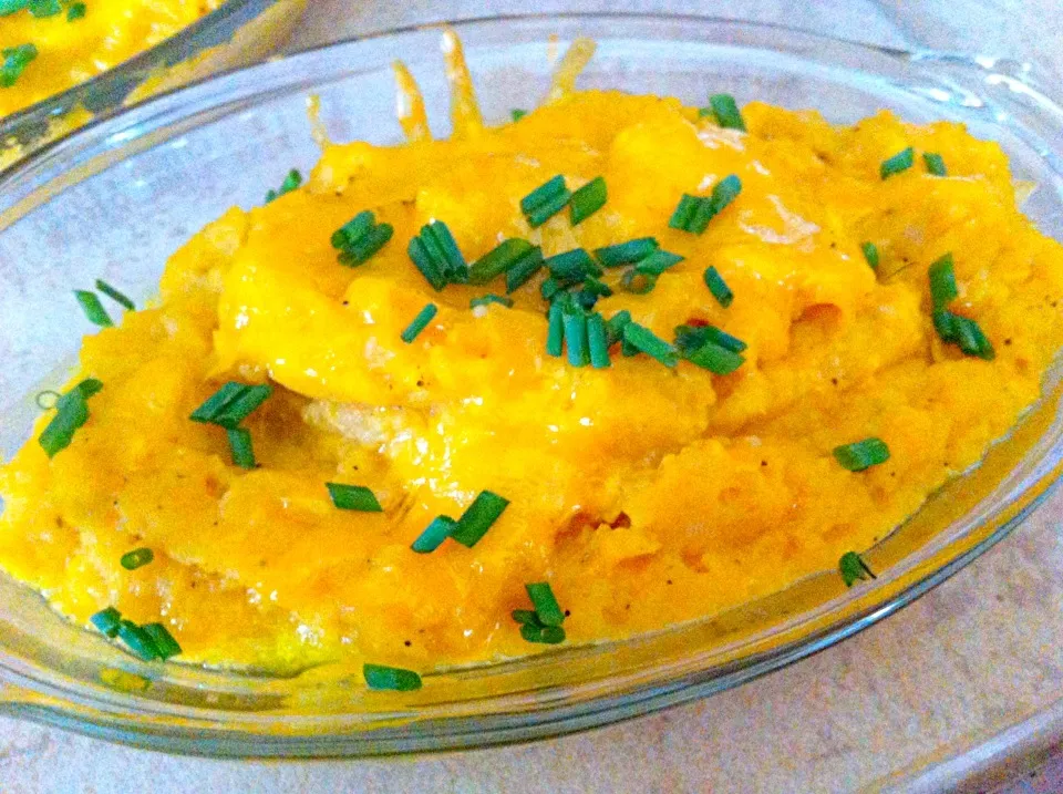 Cauliflower, potato. And yam garlic mash|virginia frasseさん