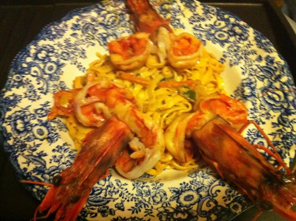 My broken heart cooking, King Prawns fettuccine|PHILIPPEさん